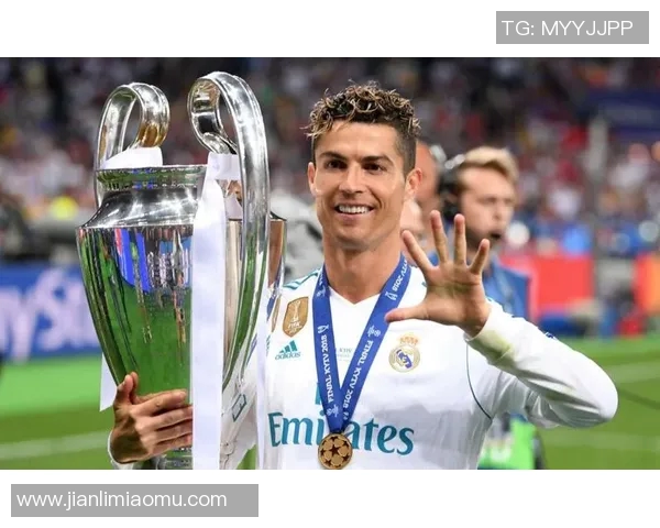 足球巨星们对C罗的赞誉与评价揭示了他的传奇地位与影响力 足球巨星们对C罗的赞誉与评价揭示了他的传奇地位与影响力