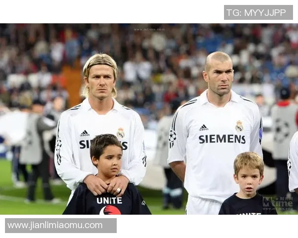 耐克全足球明星广告展现激情与梦想引领全球球迷热潮