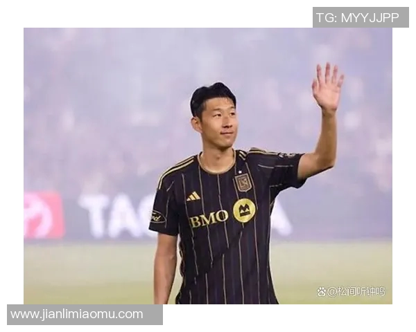 身高168米的足球明星如何在绿茵场上创造辉煌成就